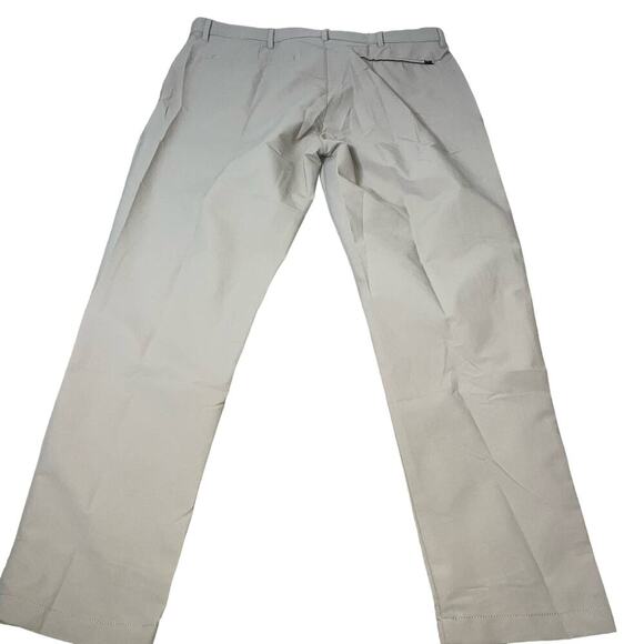 NEW Banana Republic men's khaki pants Timber Wolf lightweight 40" X 32" nylon - Picture 3 of 5